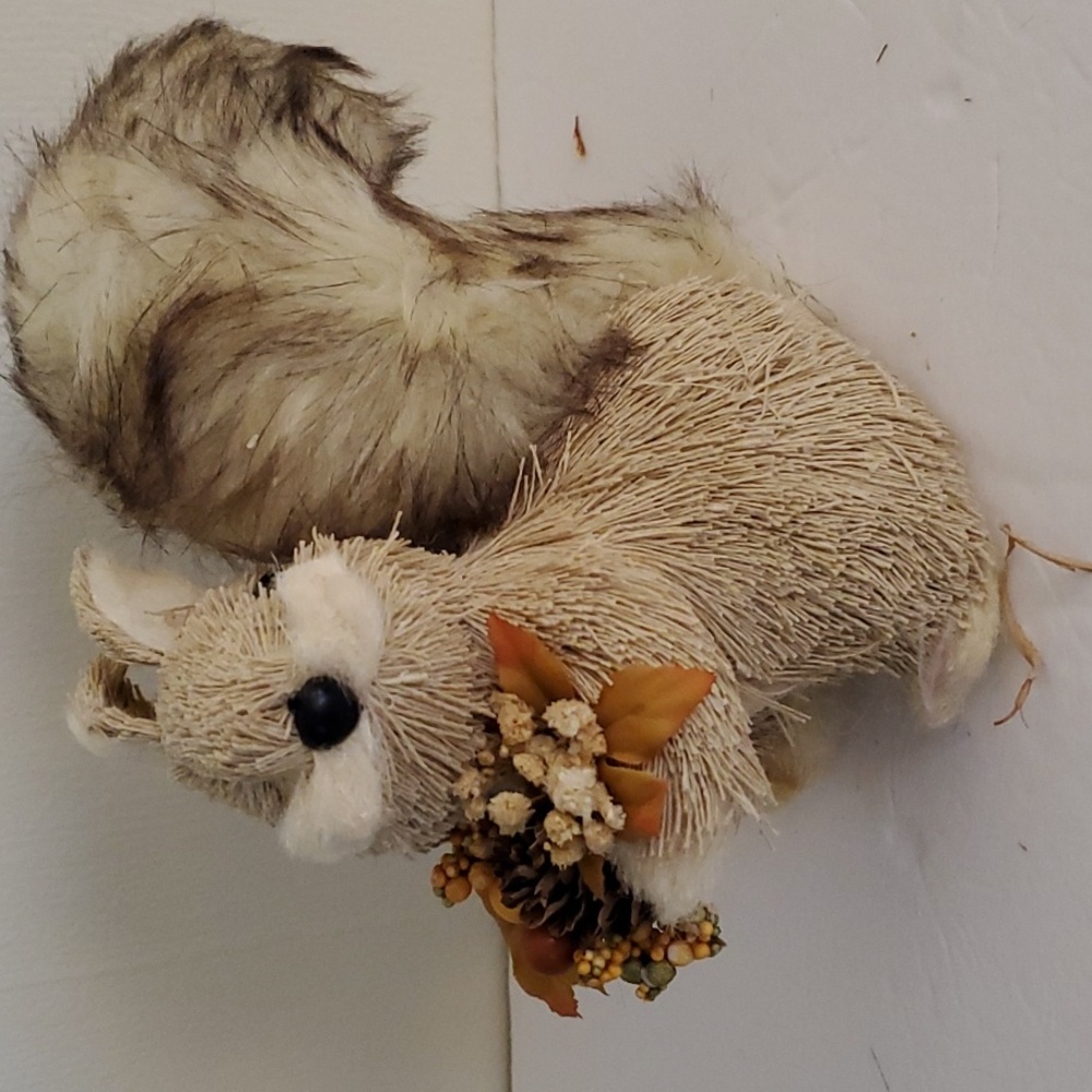 Fall Vintage Straw Animal Squirrel With Big Fluffy Tail And Basket